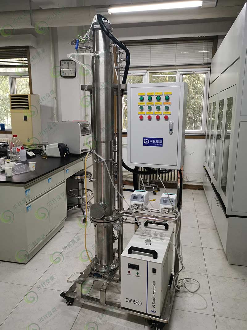 紫外線臭氧處理廢水一體化反應(yīng)裝置(1)